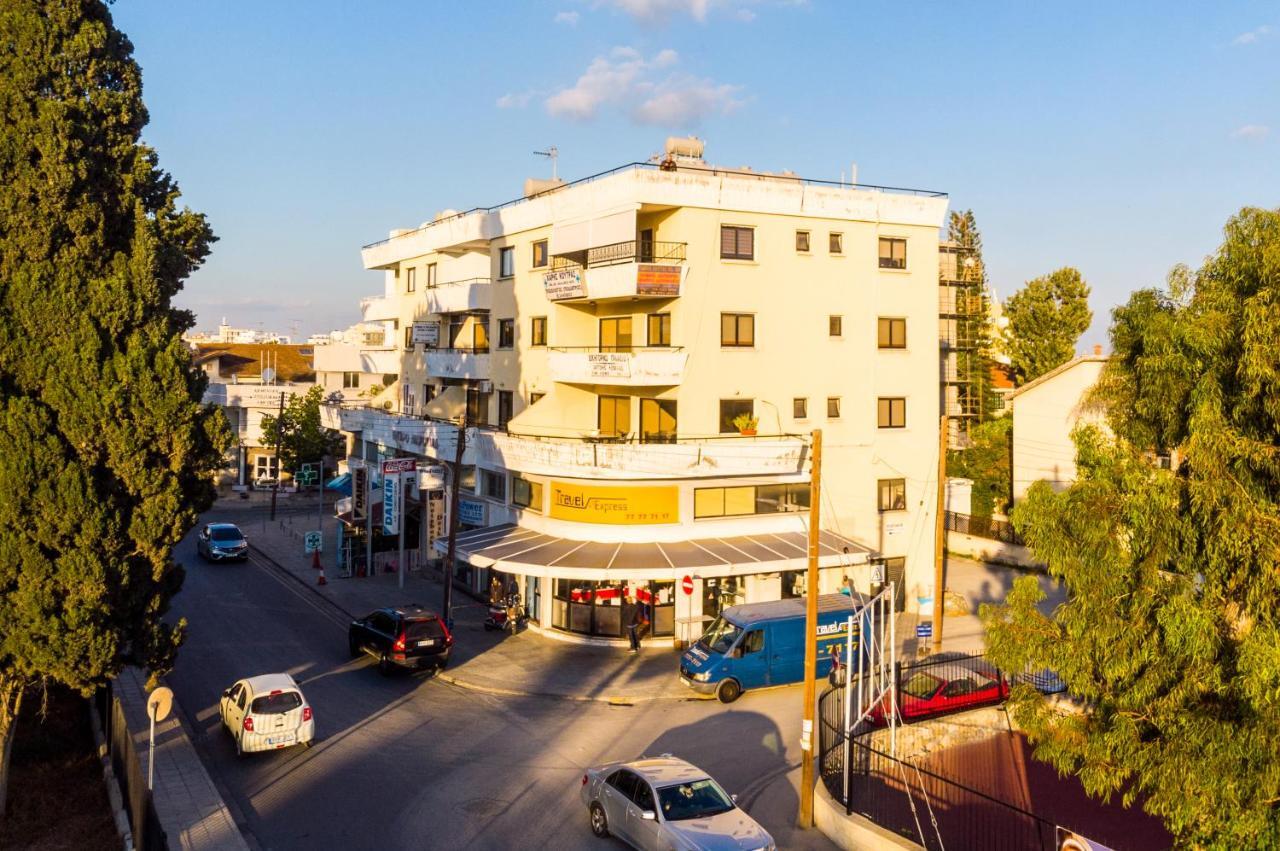 Lazuli Green View Apartments Ларнака Екстер'єр фото